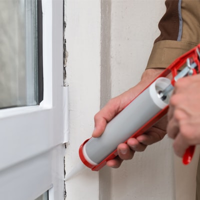 caulk door, pest control